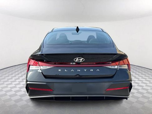 New 2026 Hyundai Elantra Sport FWD image 4