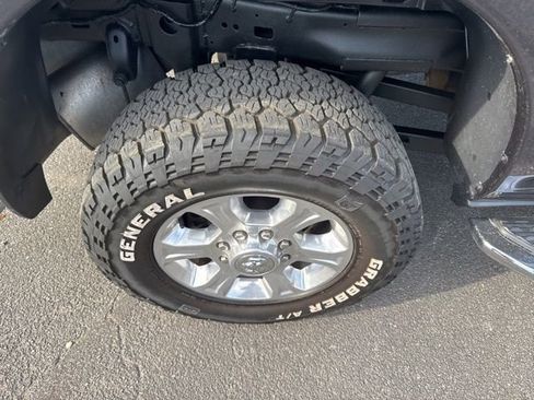 Used 2020 RAM 2500 Big Horn w/ Level 1 Equipment Group AWD/4WD image 9