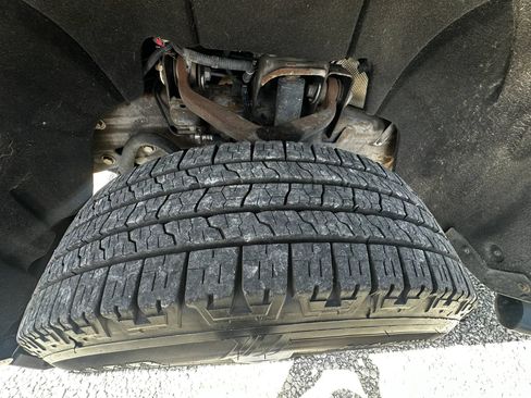 Used 2018 Chevrolet Silverado 2500 W/T AWD/4WD image 57