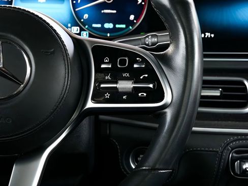 Used 2023 Mercedes-Benz Maybach GLS 600 4MATIC image 87