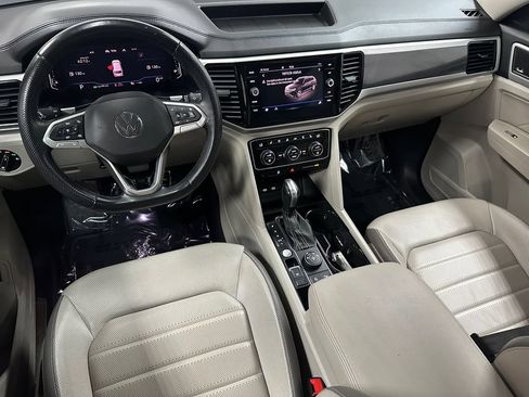 Used 2021 Volkswagen Atlas SEL Premium AWD/4WD image 12