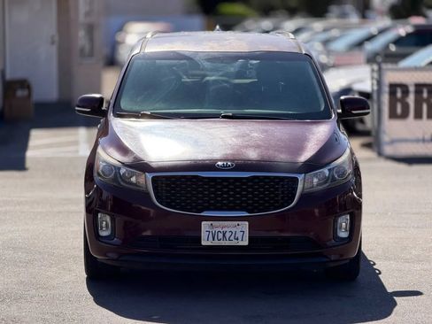 Used 2016 Kia Sedona SX FWD image 4