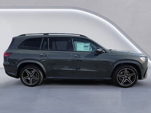 New 2026 Mercedes-Benz GLS 450 4MATIC image 2