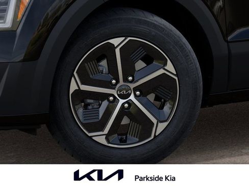 New 2026 Kia Niro LX FWD image 9