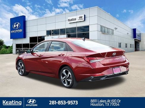 Certified 2023 Hyundai Elantra Limited w/ Cargo Package FWD image 7