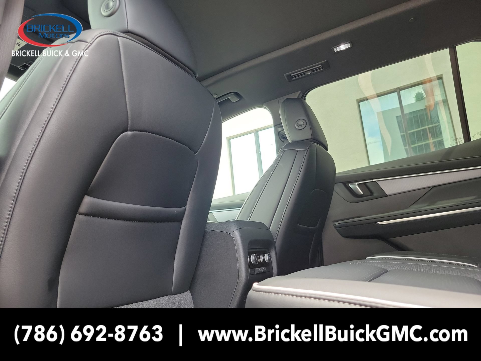 New 2026 Buick Enclave Sport Touring w/ Power Package FWD image 25