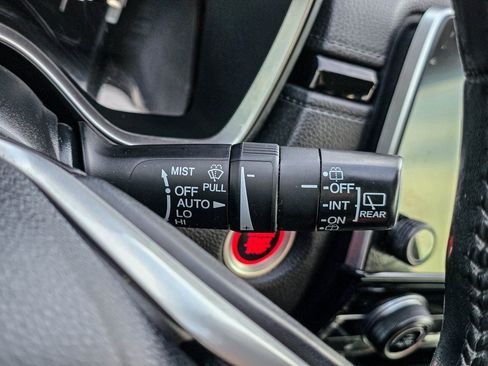 Used 2019 Honda CR-V Touring image 22