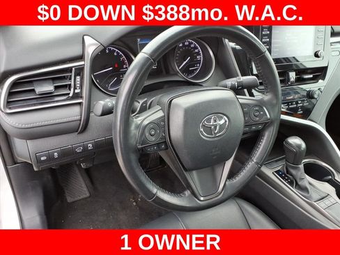 Used 2024 Toyota Camry SE image 10