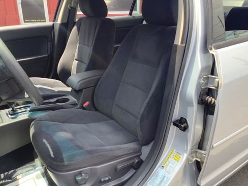 Used 2006 Ford Fusion SE FWD image 10