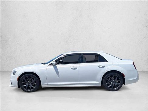 Certified 2023 Chrysler 300 Touring L w/ Comfort Group RWD image 9