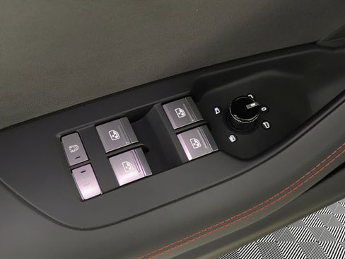 Used 2021 Audi RS 6 AWD/4WD image 15