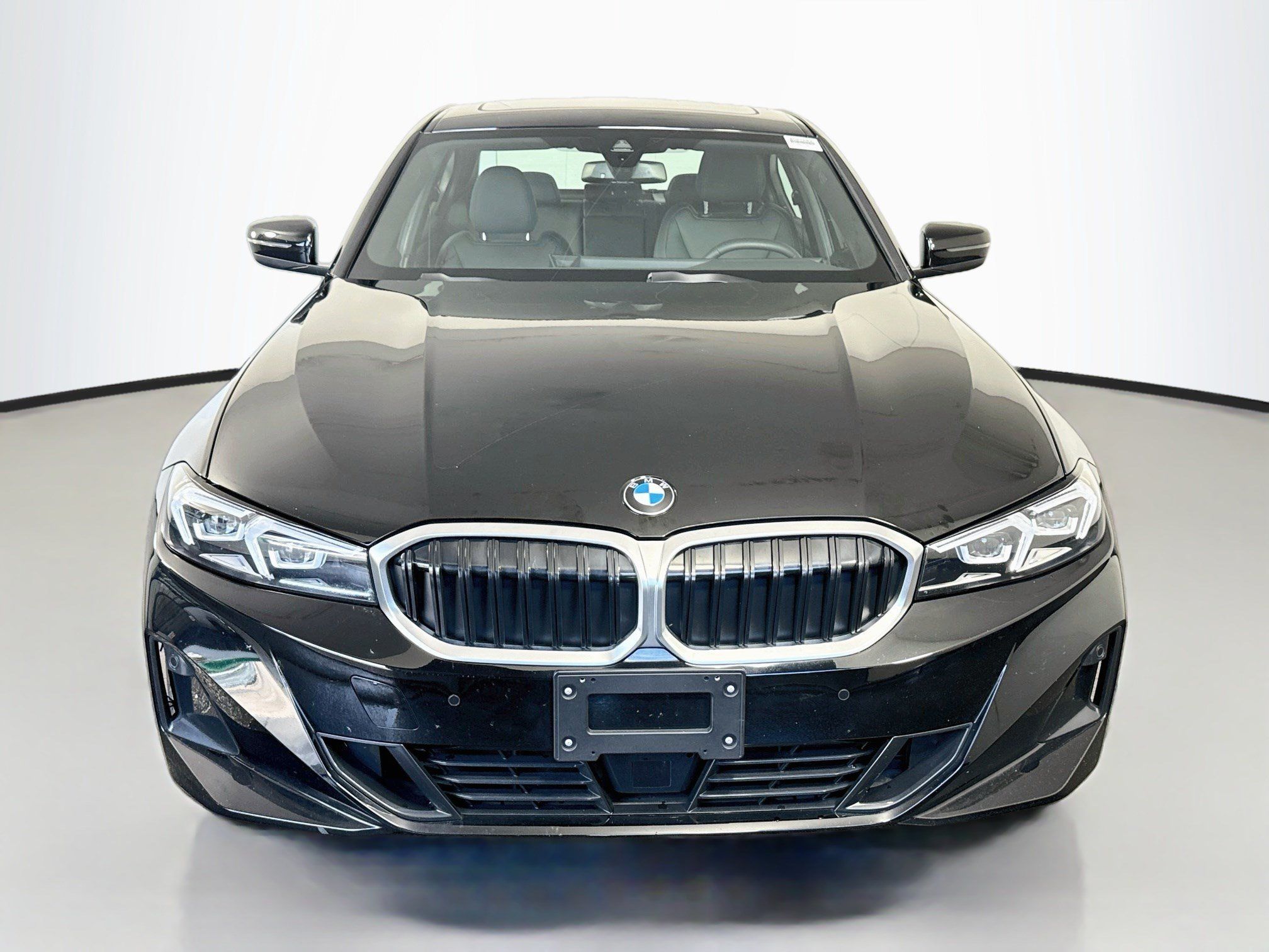 Used 2026 BMW 330i xDrive Sedan AWD/4WD image 2