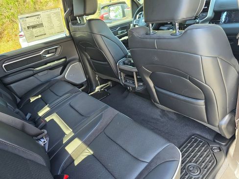 New 2026 RAM 1500 Laramie AWD/4WD image 27