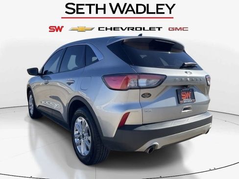 Used 2022 Ford Escape SE w/ Convenience Package image 3