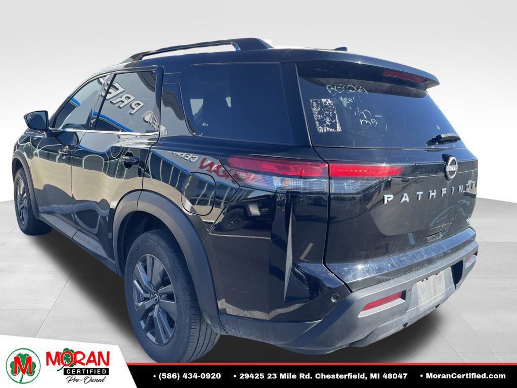 Used 2025 Nissan Pathfinder SV AWD/4WD image 2