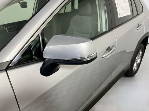 Used 2025 Toyota RAV4 XLE w/ Convenience Package FWD image 13