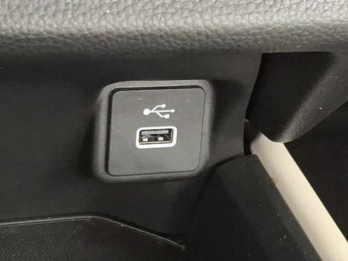 Used 2025 Honda HR-V LX image 30