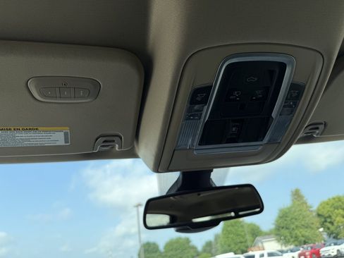Used 2020 RAM 1500 Laramie AWD/4WD image 31