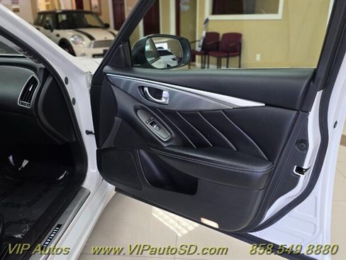 Used 2015 INFINITI Q50 Premium w/ Navigation Package RWD image 11