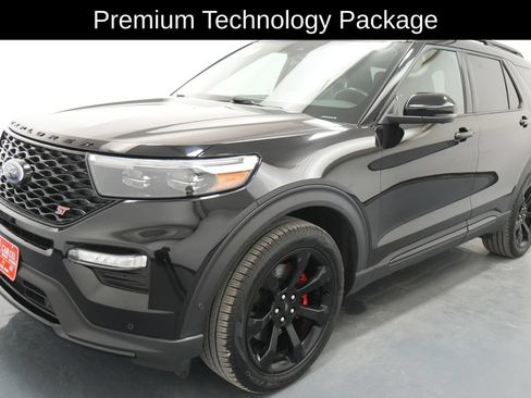 Used 2020 Ford Explorer ST w/ ST High-Performance Pack AWD/4WD image 3