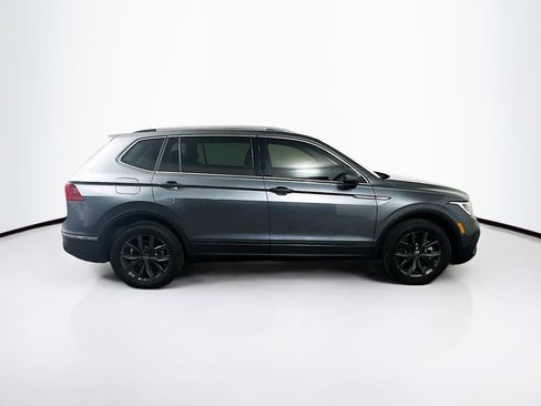 Used 2023 Volkswagen Tiguan SE image 10