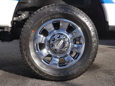 Used 2024 Ford F250 Lariat w/ Lariat Ultimate Package image 20