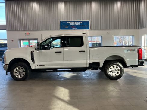 Used 2024 Ford F250 XLT image 8