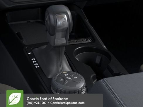 New 2026 Ford Bronco Outer Banks w/ Black Appearance Package image 17