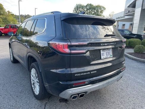 Used 2024 GMC Acadia Denali image 17