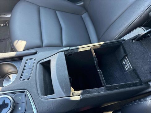 Used 2023 Cadillac XT5 Luxury image 20