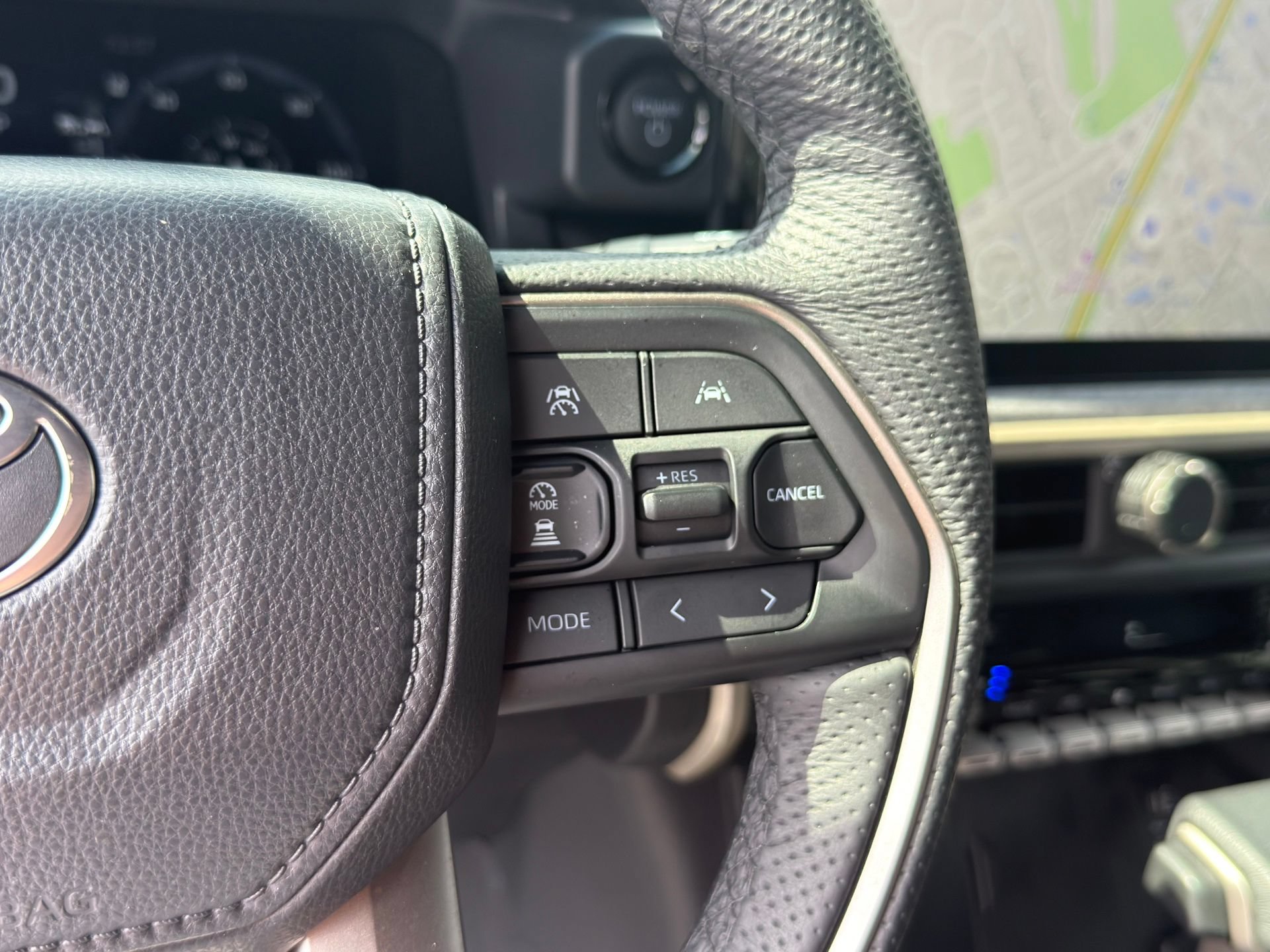 Used 2025 Toyota Tacoma 4x4 Double Cab Hybrid image 22