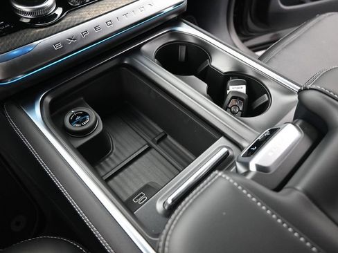 New 2026 Ford Expedition Max Platinum AWD/4WD image 17