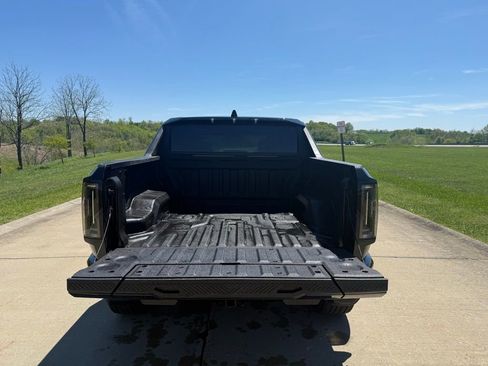 Used 2025 GMC Hummer EV 3X w/ LPO, Illumination Package AWD/4WD image 5
