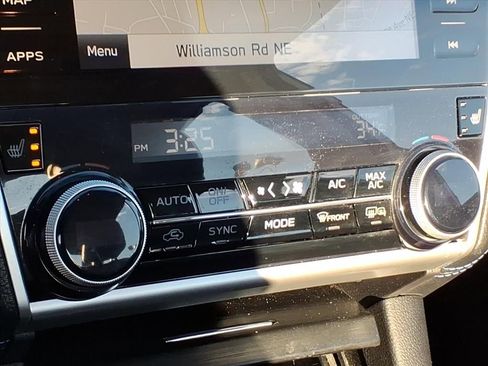 Used 2019 Subaru Legacy 2.5i Sport image 25