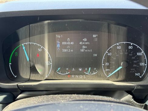 Used 2024 Ford Maverick XLT FWD image 12