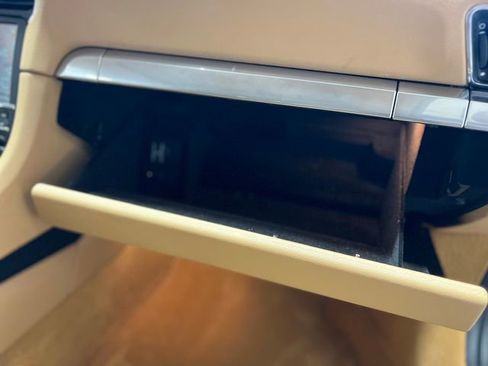 Used 2013 Porsche 911 Carrera 4S image 29