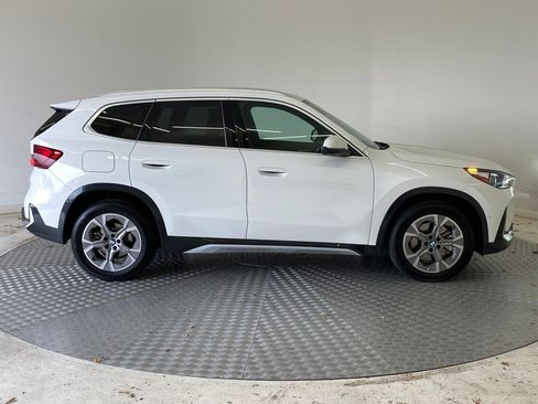 Used 2025 BMW X1 xDrive28i w/ Premium Package image 7