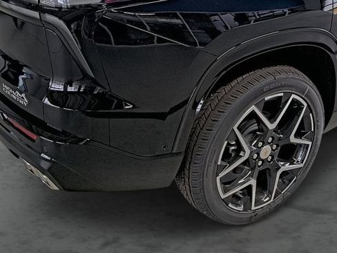 New 2026 Chevrolet Traverse High Country FWD image 13