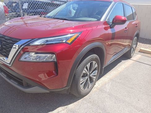 Certified 2023 Nissan Rogue SV FWD image 1