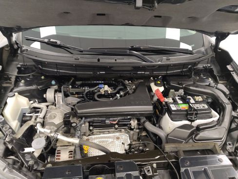 Used 2019 Nissan Rogue SV FWD image 30