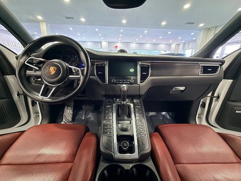 Used 2018 Porsche Macan GTS AWD/4WD image 21