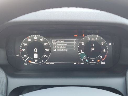 New 2025 Land Rover Discovery Sport Dynamic SE image 16