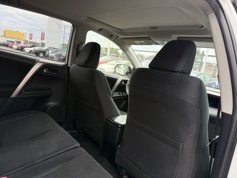 Used 2014 Toyota RAV4 XLE AWD/4WD image 22