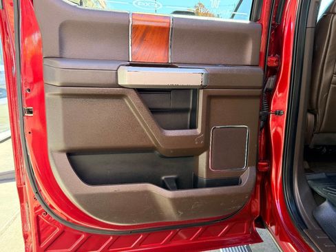 Used 2017 Ford F250 King Ranch w/ King Ranch Ultimate Package image 34