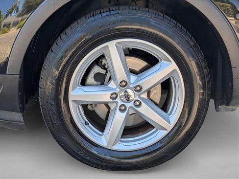 Used 2018 Ford Explorer FWD image 22