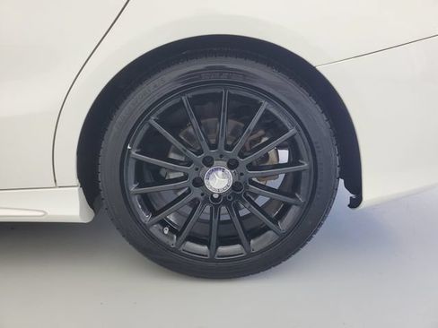 Used 2016 Mercedes-Benz CLA 250 image 11
