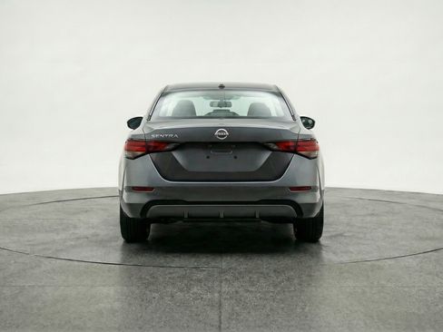 Used 2025 Nissan Sentra SV image 7