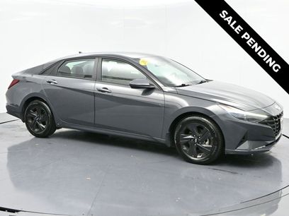 Used 2023 Hyundai Elantra SEL