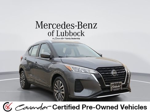 Used 2024 Nissan Kicks SV image 1