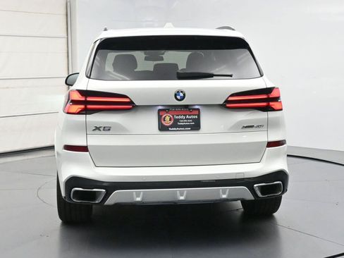 Used 2024 BMW X5 xDrive40i w/ M Sport Package AWD/4WD image 34